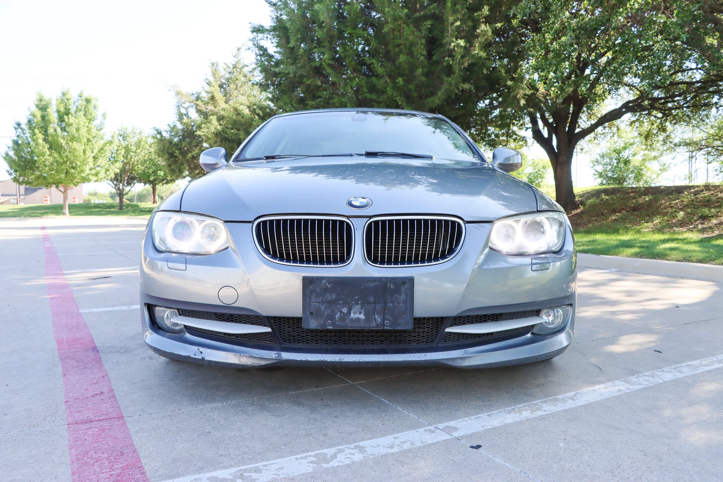 Used 2011 BMW 335i Coupe w/ Premium Pkg RWD image 2