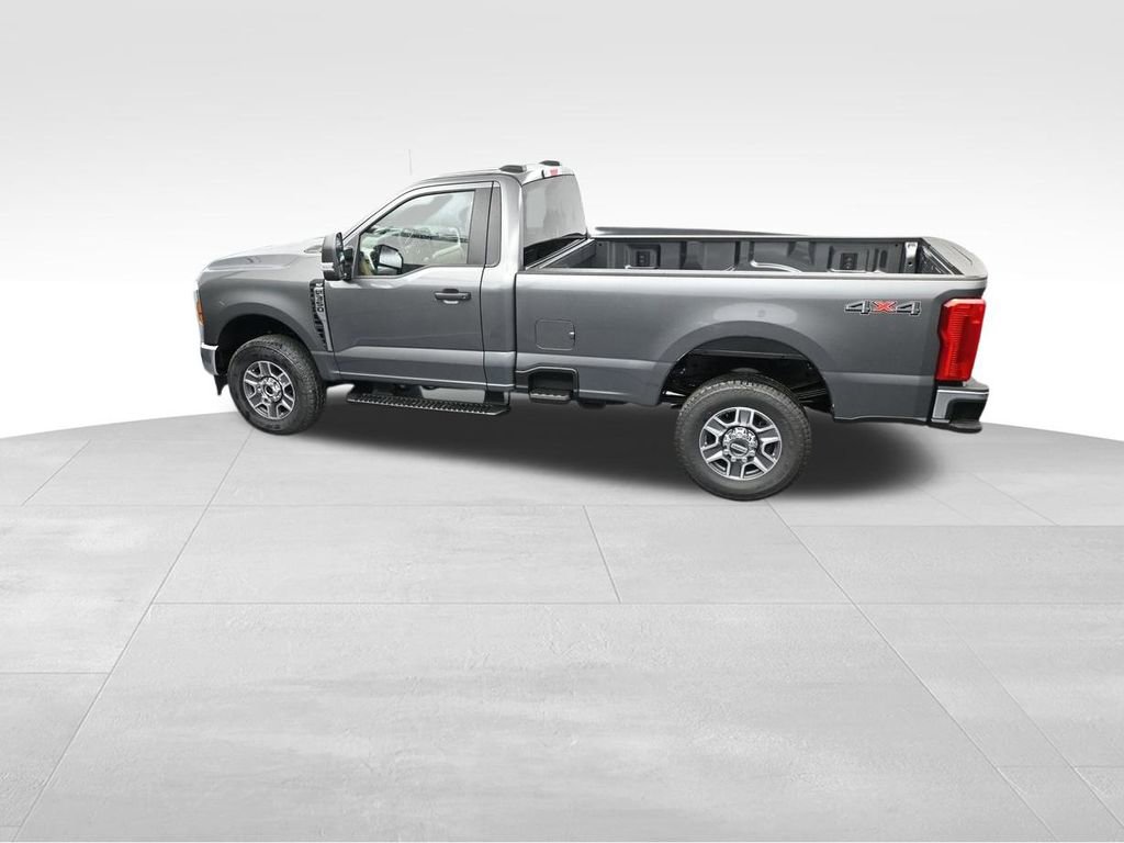 New 2025 Ford F350 XLT image 40