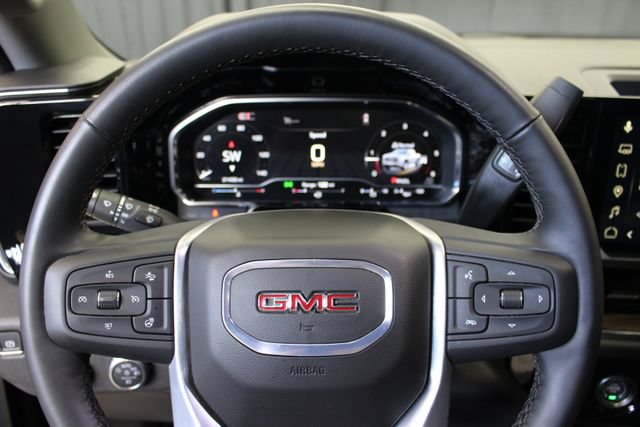 Used 2024 GMC Sierra 1500 Elevation AWD/4WD image 16