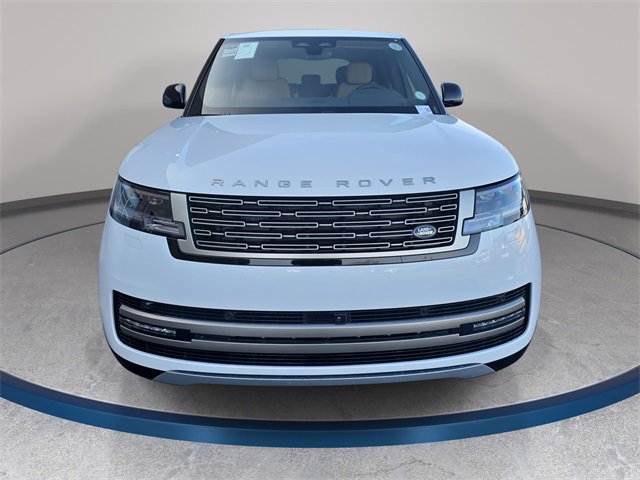 New 2026 Land Rover Range Rover SE image 2