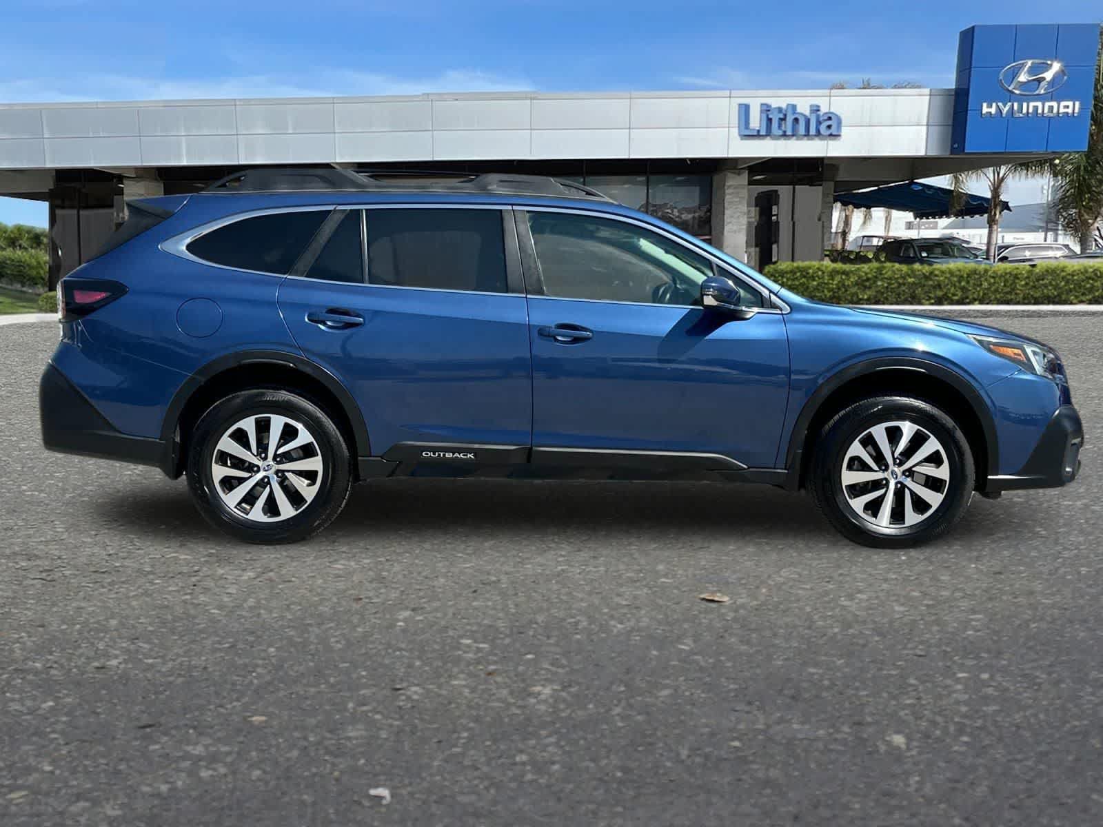 Used 2021 Subaru Outback Premium AWD/4WD image 9