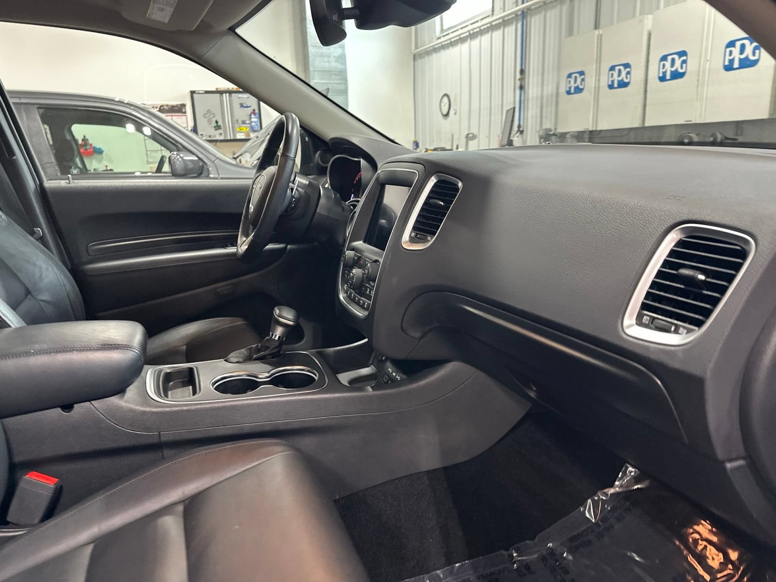 Used 2019 Dodge Durango Citadel w/ Technology Group AWD/4WD image 39