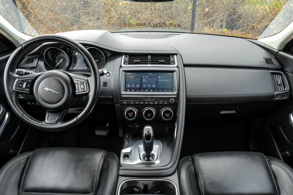Used 2020 Jaguar E-PACE image 18