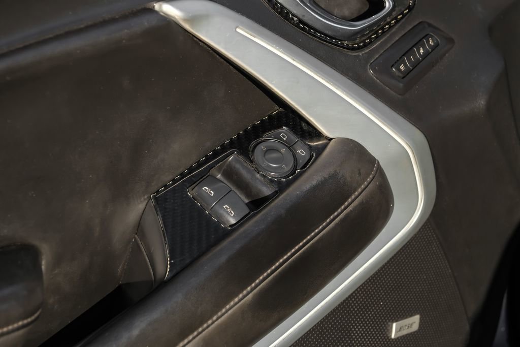 Used 2016 Chevrolet Camaro SS image 43