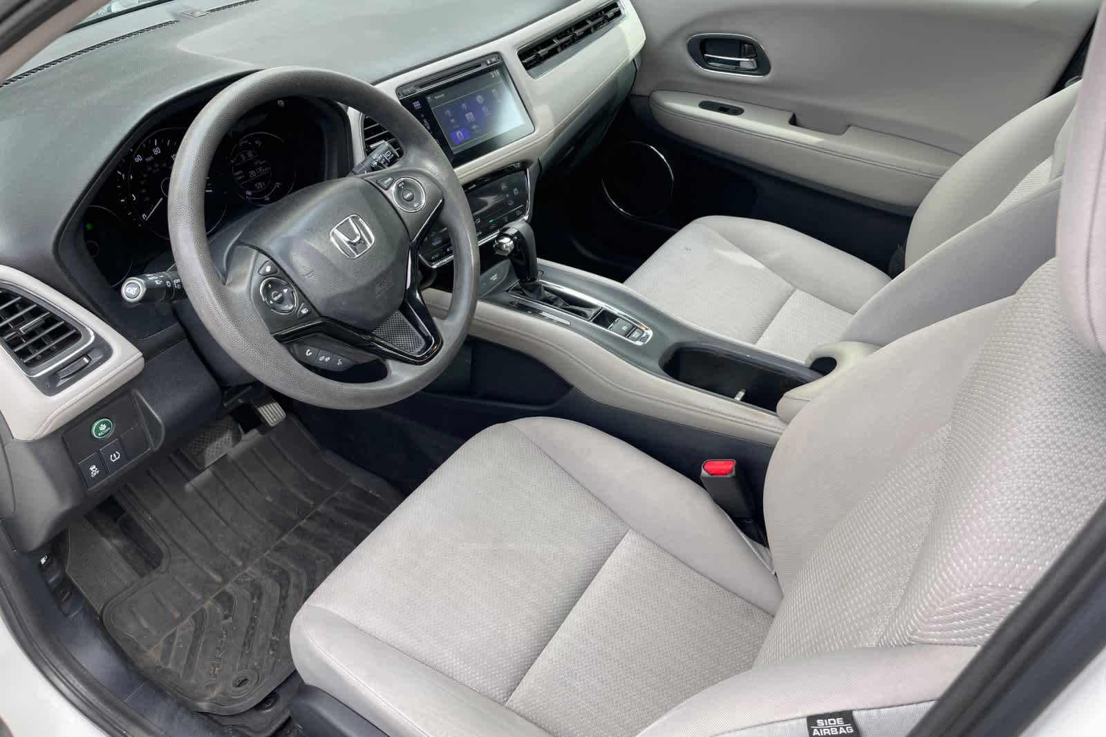 Used 2016 Honda HR-V EX image 9