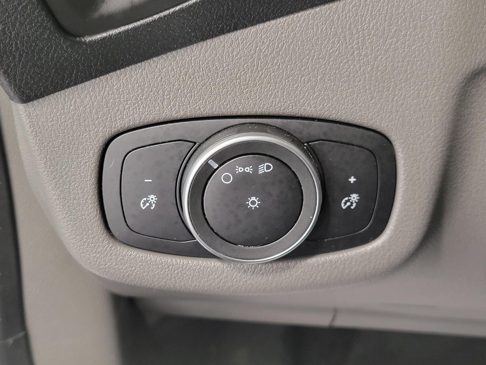 Used 2019 Ford Transit Connect XL FWD image 11