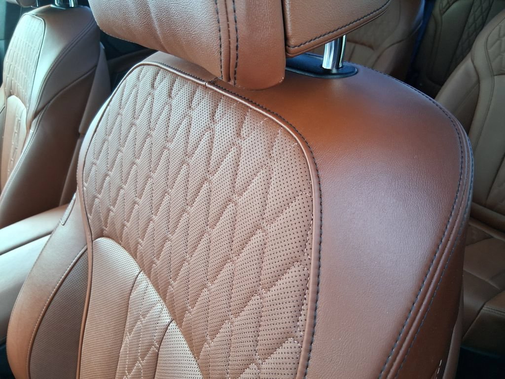 Used 2025 BMW X7 M60i AWD/4WD image 23