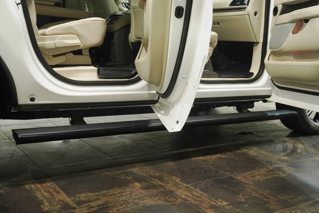 Used 2019 Lincoln Navigator L Reserve AWD/4WD image 18