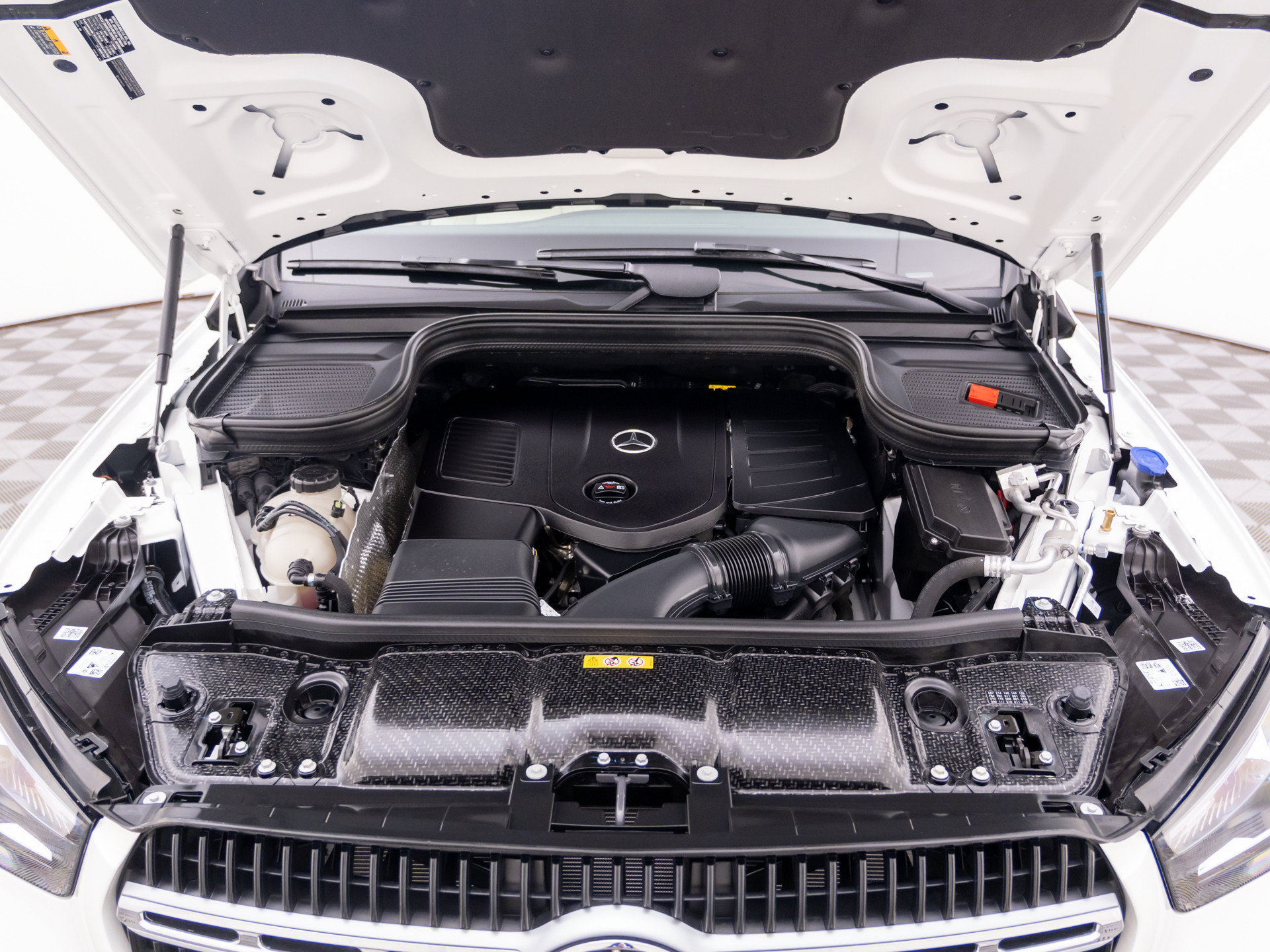 Used 2025 Mercedes-Benz GLE 350 4MATIC image 32