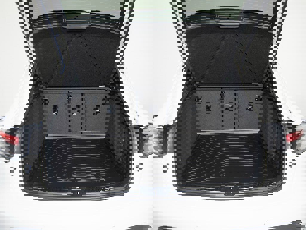 New 2026 Porsche Macan image 41