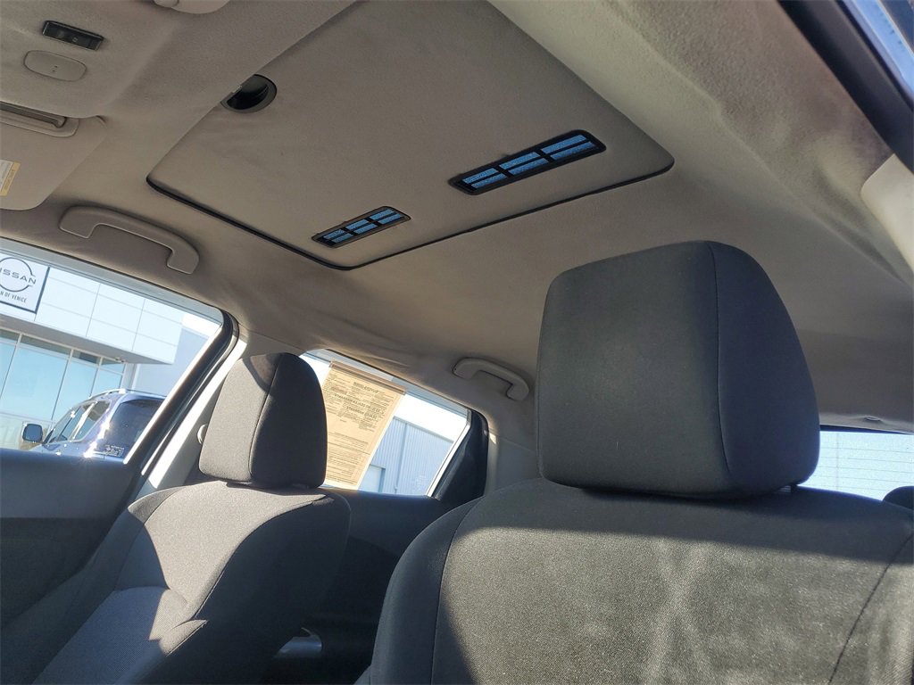 Used 2014 Nissan Juke S image 23