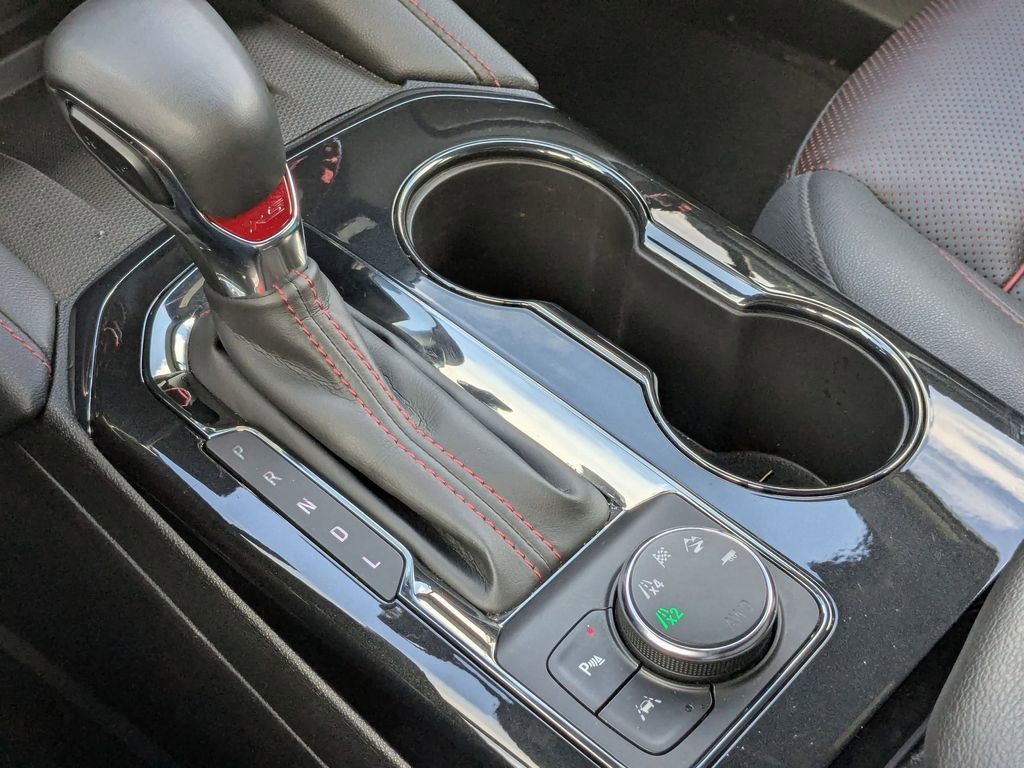 Used 2025 Chevrolet Blazer RS image 18