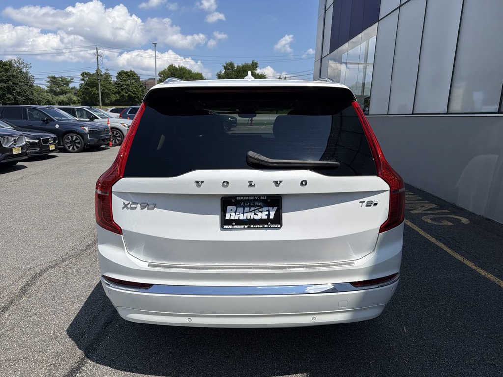 Certified 2025 Volvo XC90 T8 Ultra w/ Protection Package Premier AWD/4WD image 7