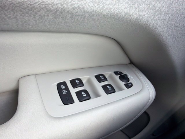 New 2027 Volvo XC60 B5 Ultra AWD/4WD image 23