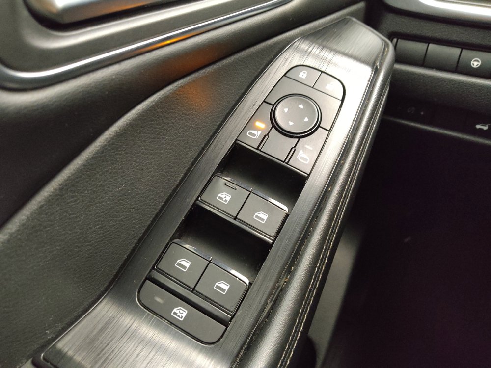 Used 2021 Nissan Rogue SV w/ Premium Package FWD image 26