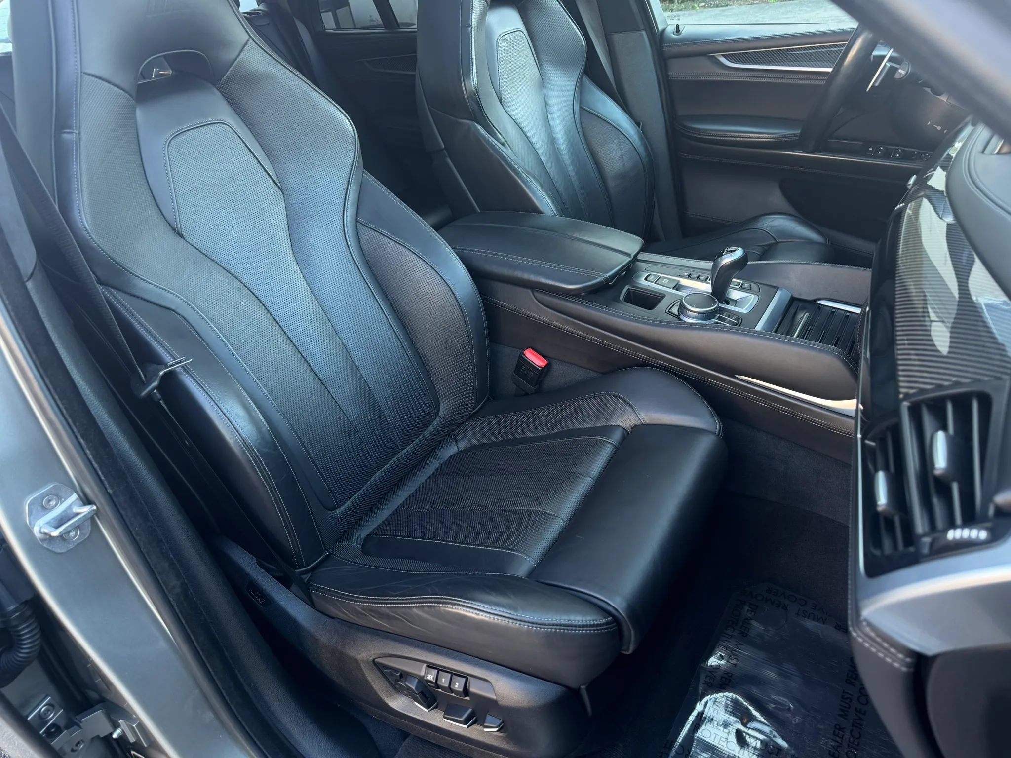 Used 2017 BMW X5 M AWD/4WD image 31