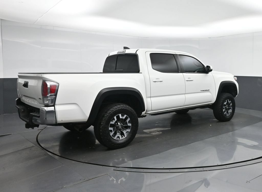Used 2022 Toyota Tacoma TRD Off-Road RWD image 7