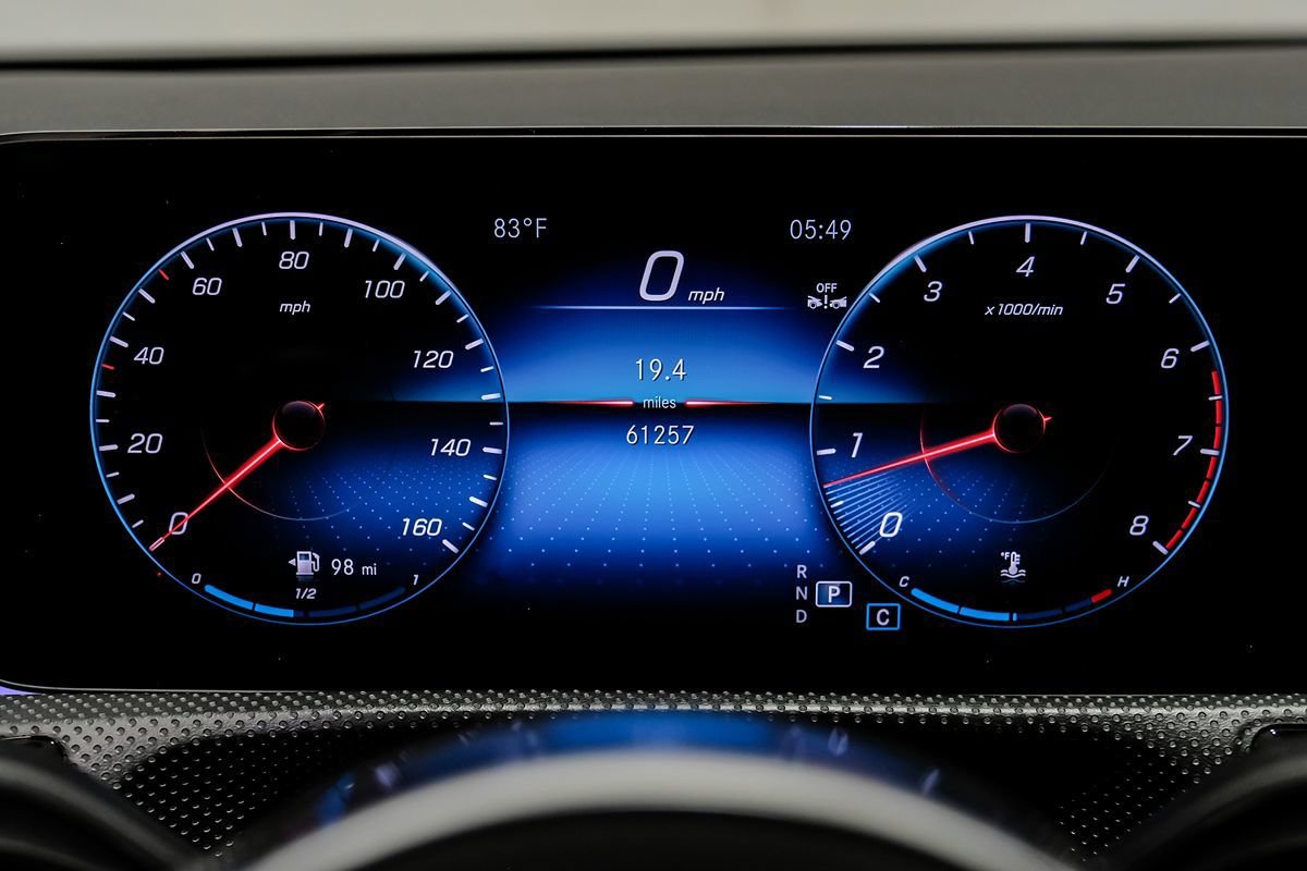 Used 2023 Mercedes-Benz CLA 250 image 17