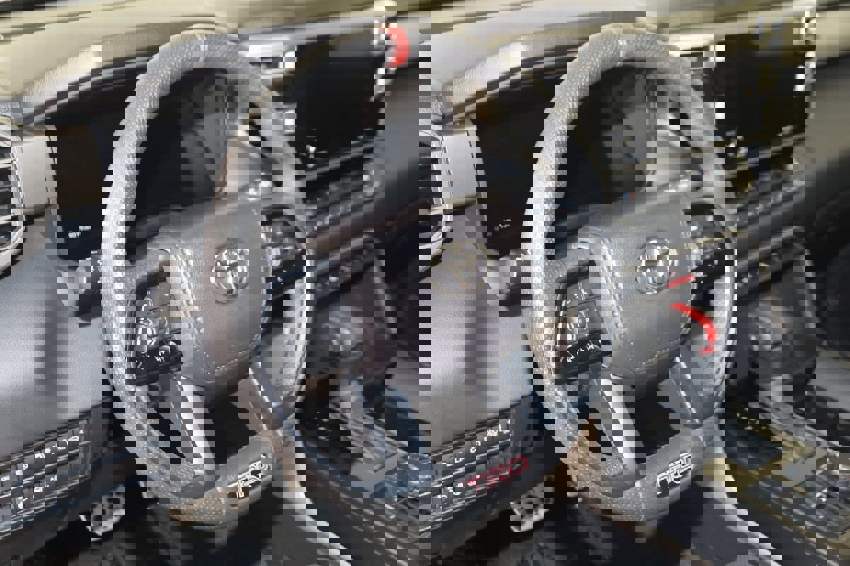 Used 2024 Toyota Sequoia Limited image 6