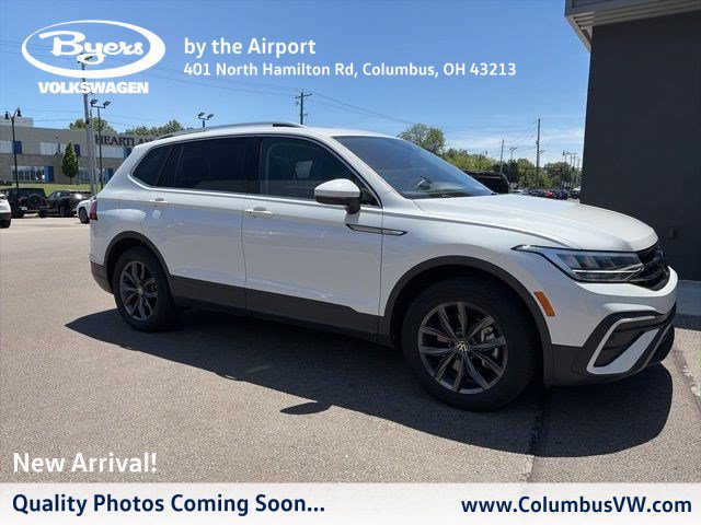 Certified 2023 Volkswagen Tiguan SE w/ Panoramic Sunroof Package