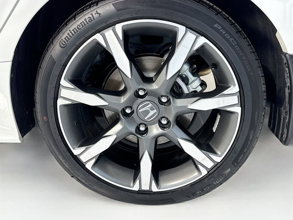 Certified 2025 Honda Civic Sport image 32