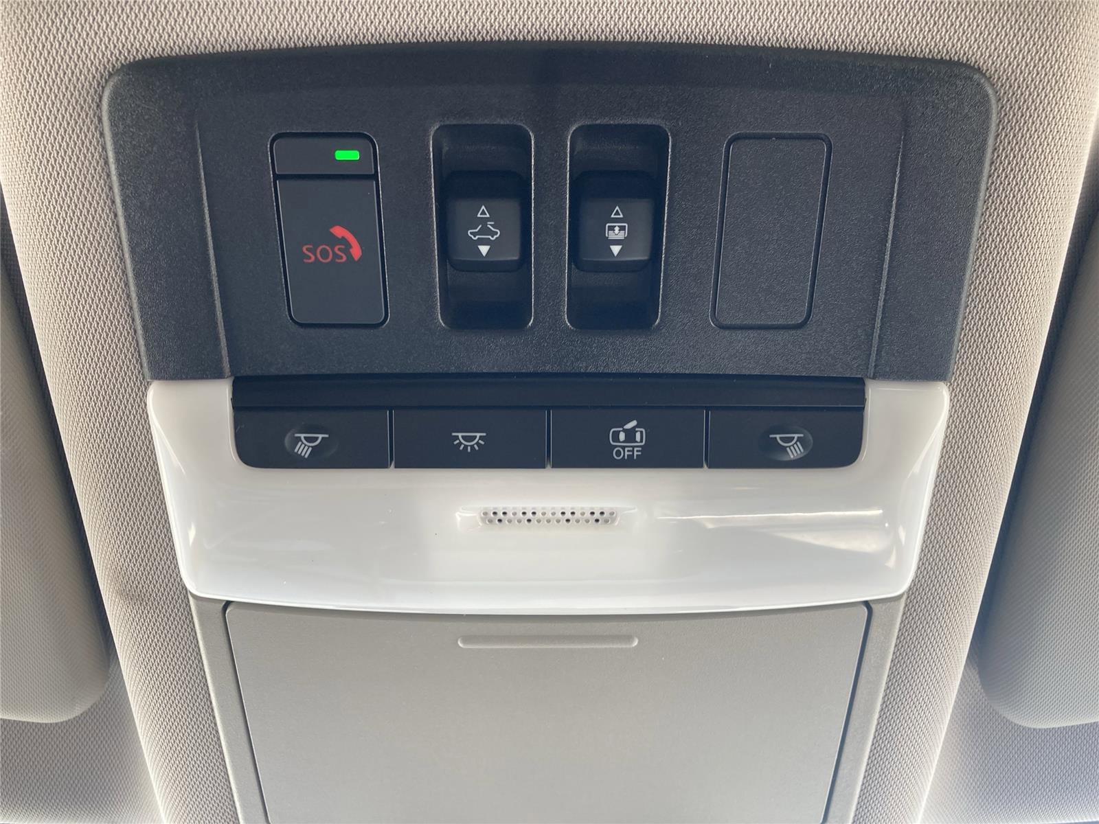 Used 2021 Nissan Rogue SL w/ Premium Package image 22