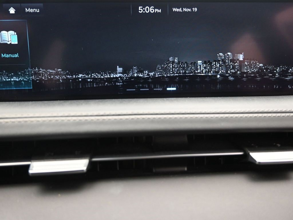 Used 2022 Genesis GV70 3.5T Sport w/ Sport Prestige Package image 33