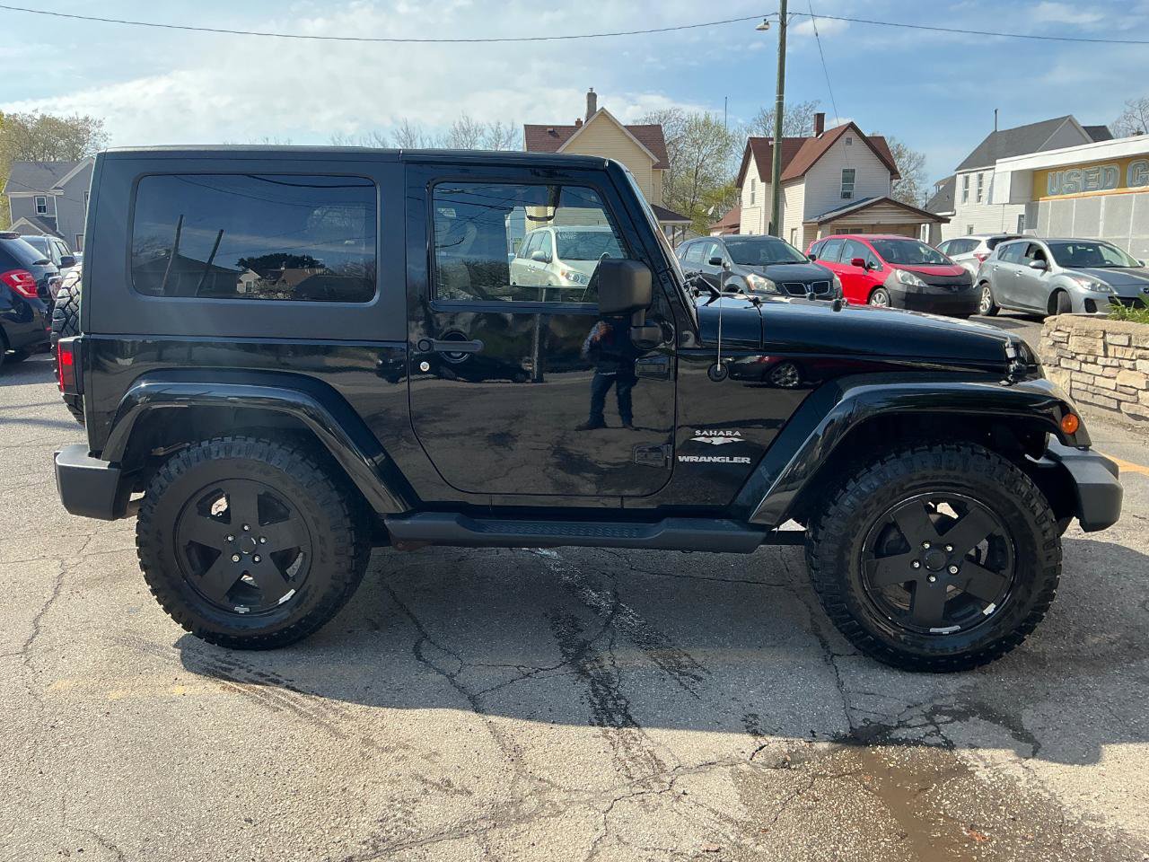 Used 2010 Jeep Wrangler Sahara w/ Trailer Tow Group AWD/4WD image 2