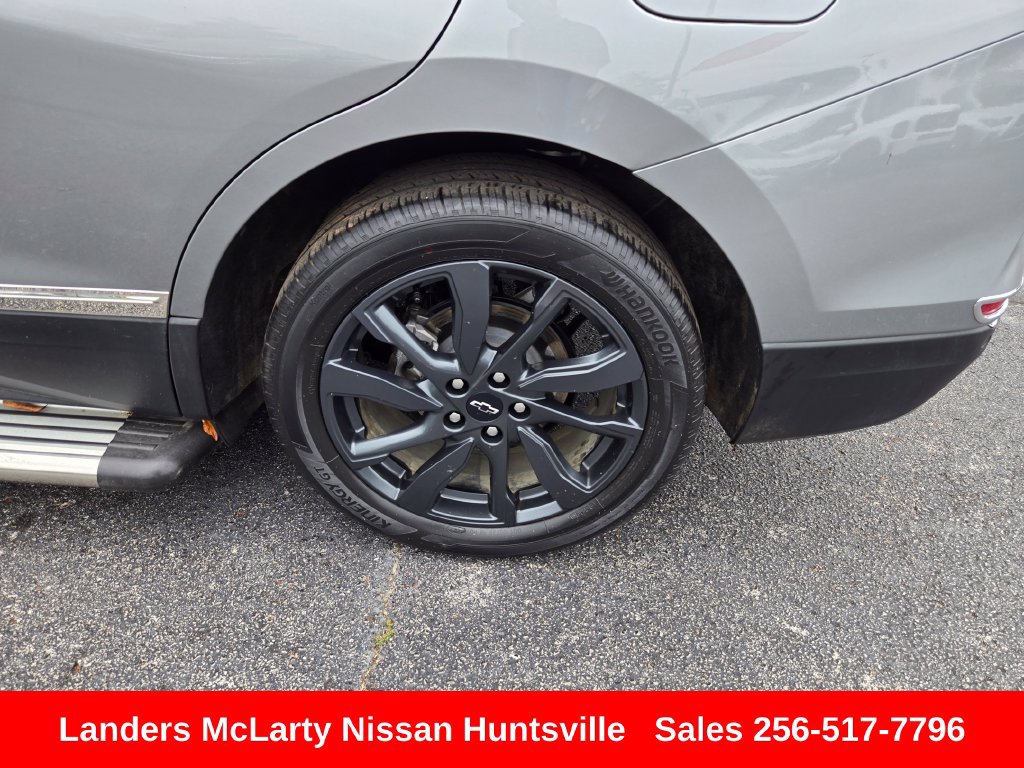 Used 2023 Chevrolet Equinox RS w/ RS Leather Package FWD image 12