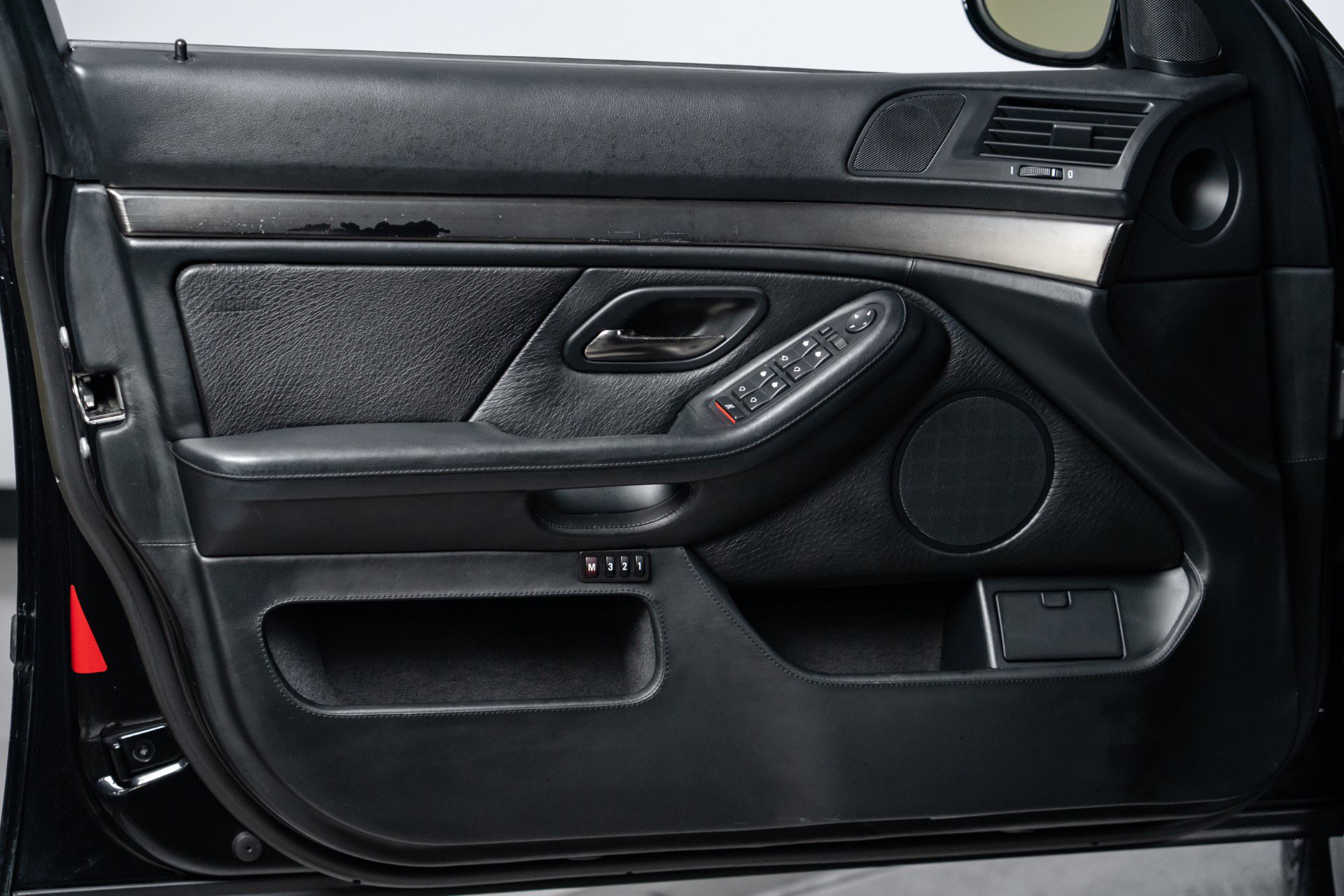 Used 2000 BMW M5 RWD image 41