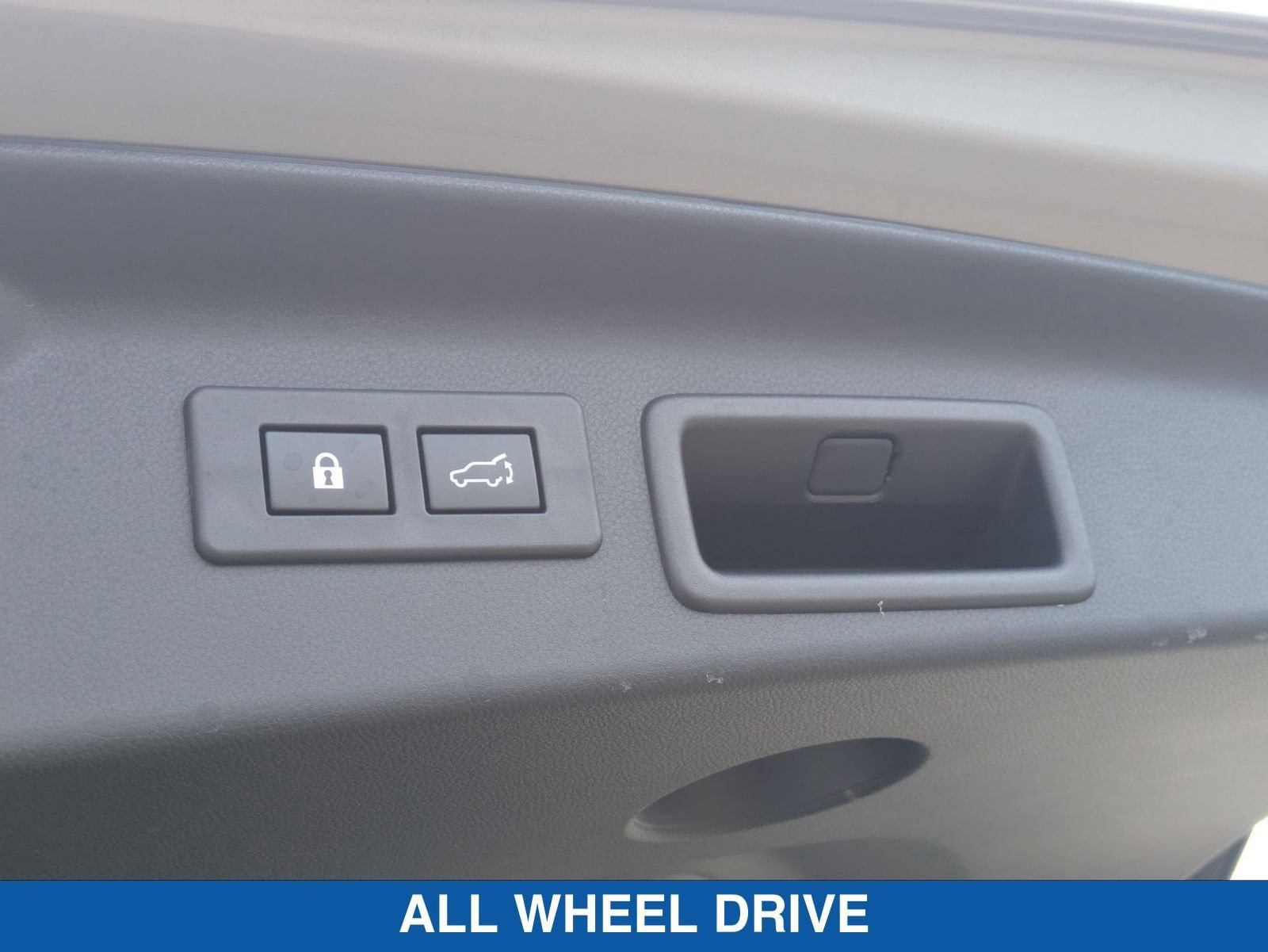Certified 2025 Subaru Forester Premium AWD/4WD image 34