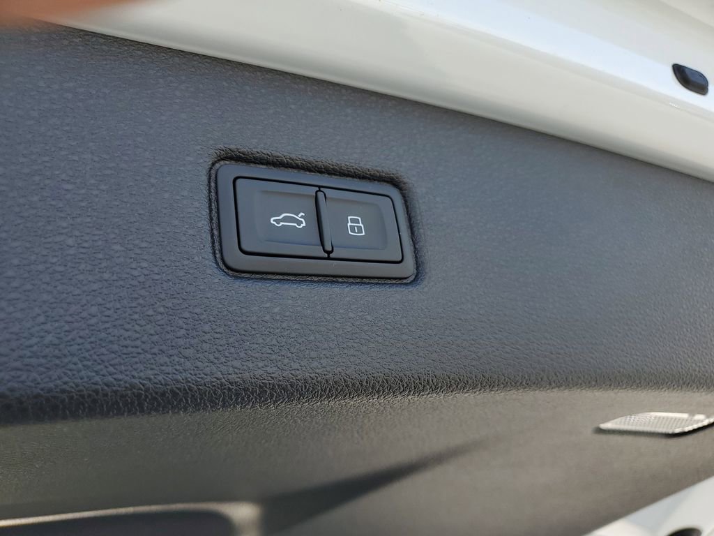 New 2026 Audi Q7 3.0T Premium Plus image 31