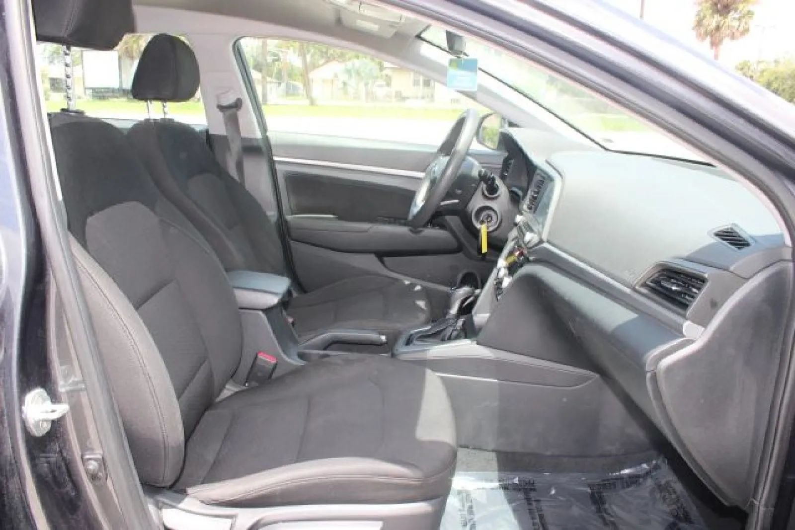 Used 2020 Hyundai Elantra SEL w/ Cargo Package (C1) FWD image 28