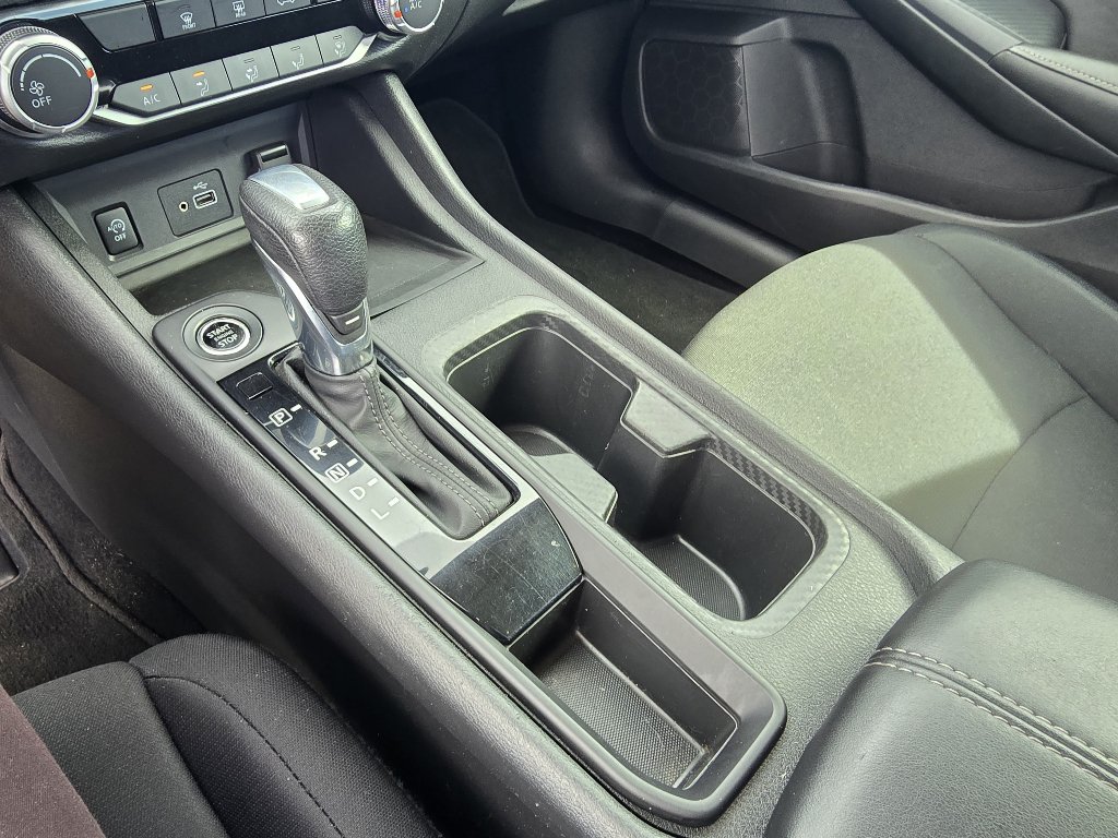 Used 2024 Nissan Sentra S FWD image 21