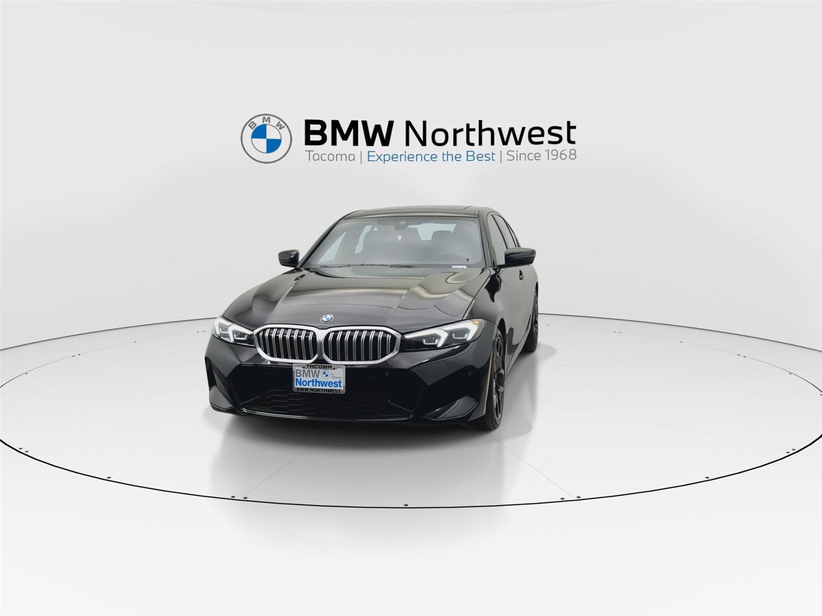 Used 2026 BMW 330i xDrive Sedan w/ M Sport Package AWD/4WD image 8