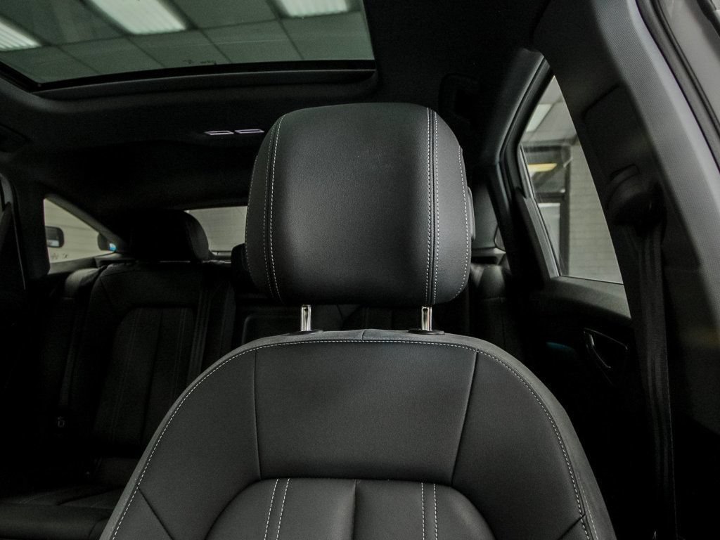 Used 2023 Audi Q4 e-tron Prestige AWD/4WD image 18