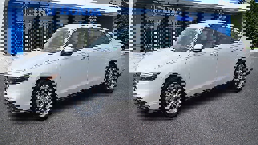 Certified 2023 Honda Accord LX image 4