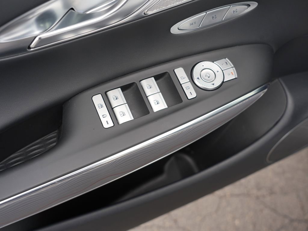 Used 2024 Genesis GV70 2.5T w/ Advanced Package image 16