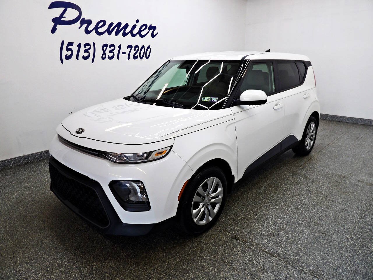 Used 2020 Kia Soul LX FWD image 1