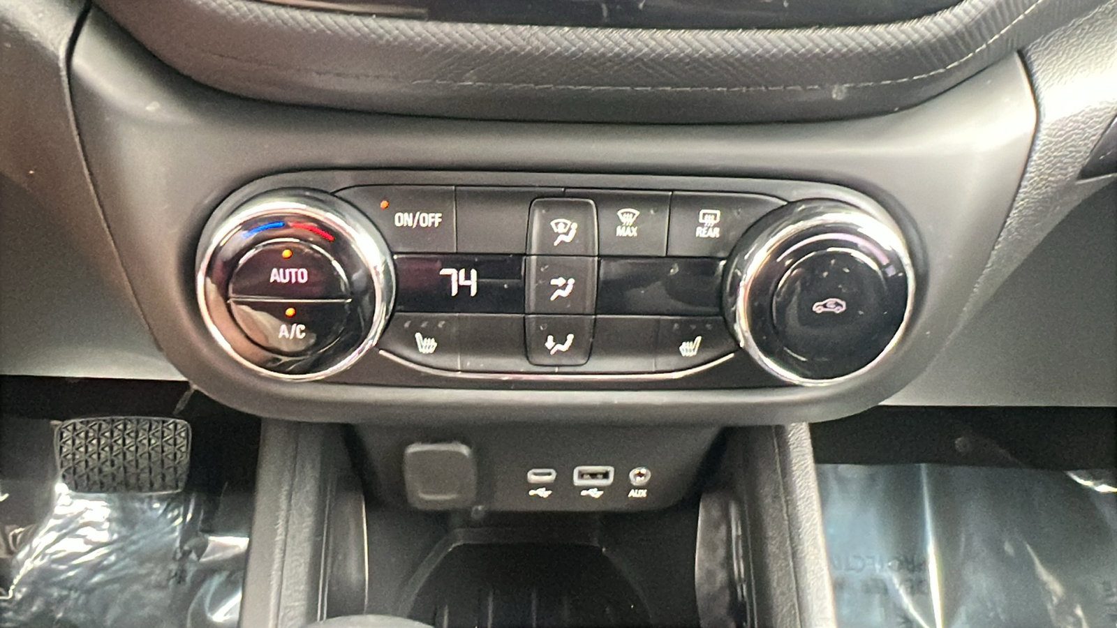 Used 2023 Chevrolet TrailBlazer LT w/ Convenience Package image 25