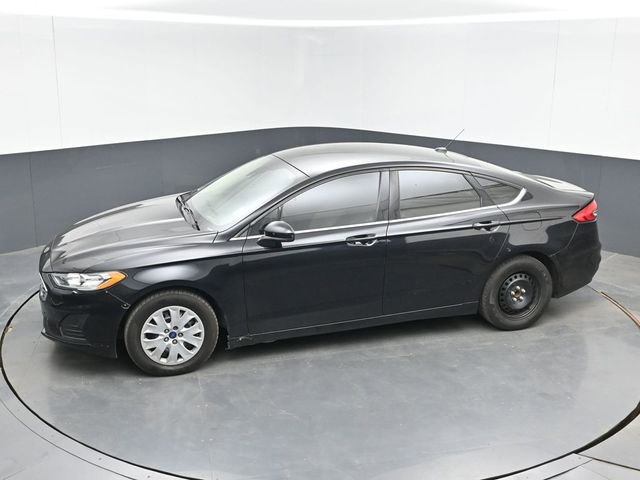 Used 2019 Ford Fusion S FWD image 22