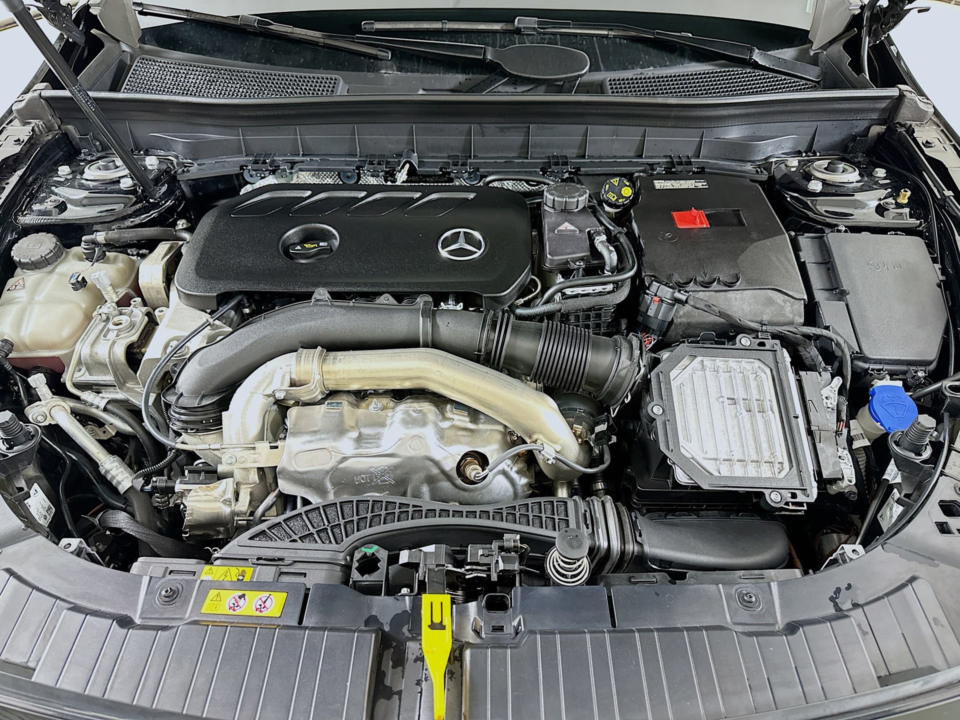 Used 2026 Mercedes-Benz GLB 250 4MATIC image 31