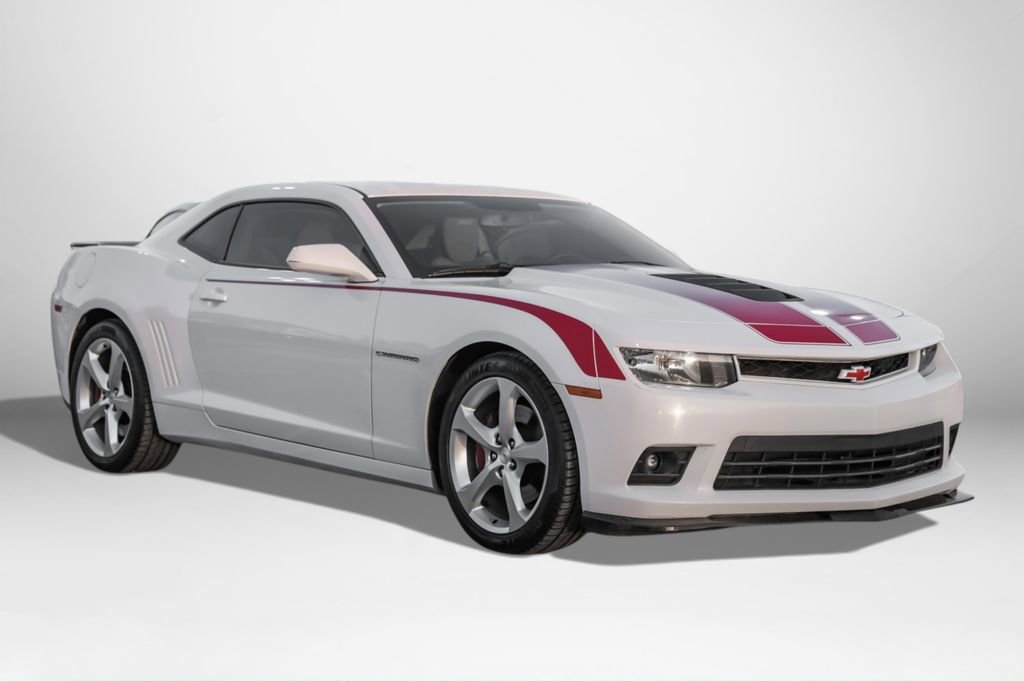 Used 2015 Chevrolet Camaro SS w/ Rear Vision Package image 4