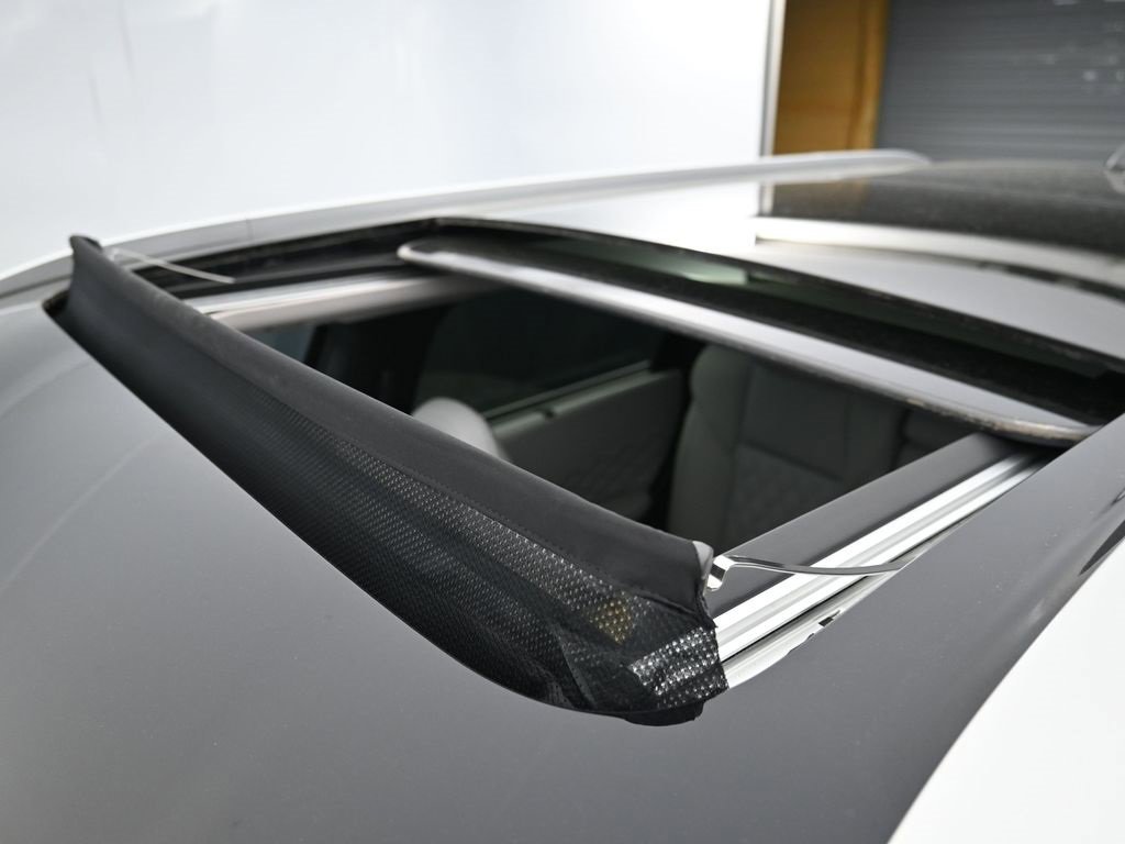 New 2025 Mitsubishi Outlander SEL image 19