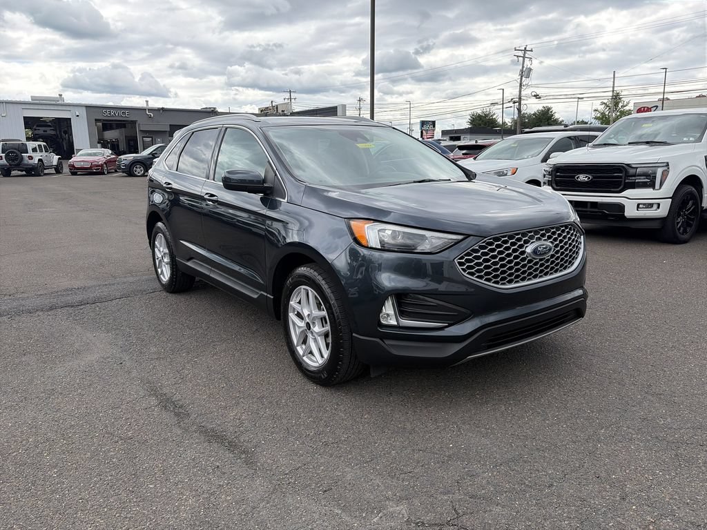 Used 2024 Ford Edge SEL w/ Convenience Package AWD/4WD image 7