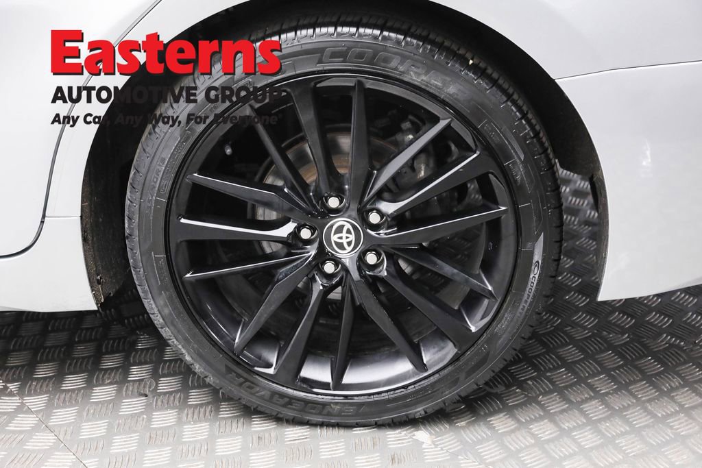 Used 2023 Toyota Camry XSE FWD image 8