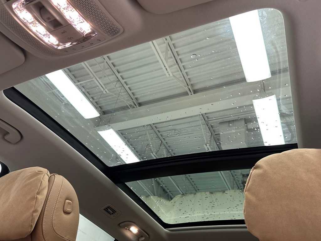 Used 2025 Mercedes-Benz GLS 580 4MATIC image 41