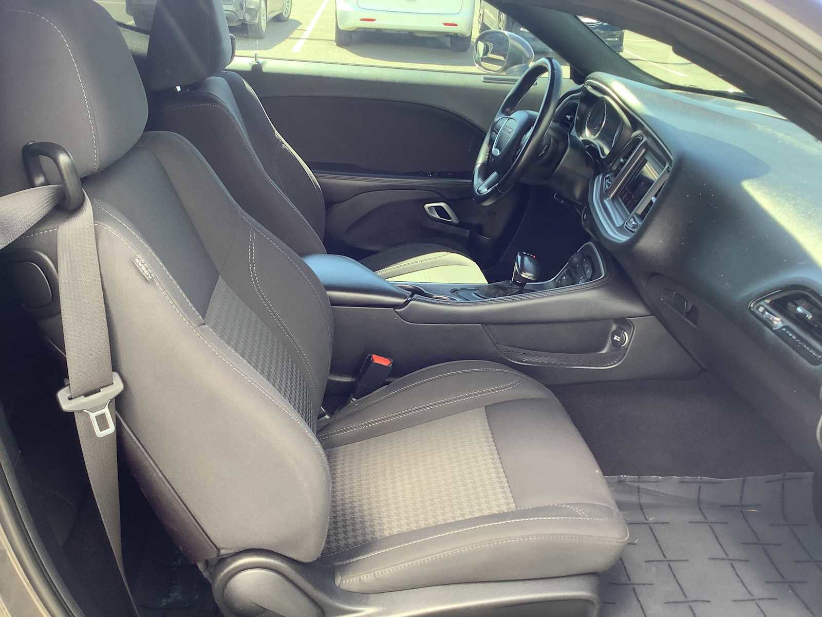 Used 2019 Dodge Challenger SXT RWD image 15