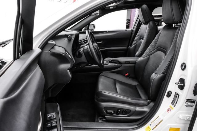 Used 2019 Lexus UX 200 w/ Premium Package FWD image 4