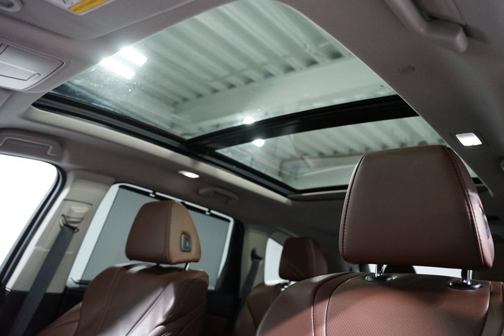 Used 2022 Acura MDX SH-AWD w/ Technology Package image 36